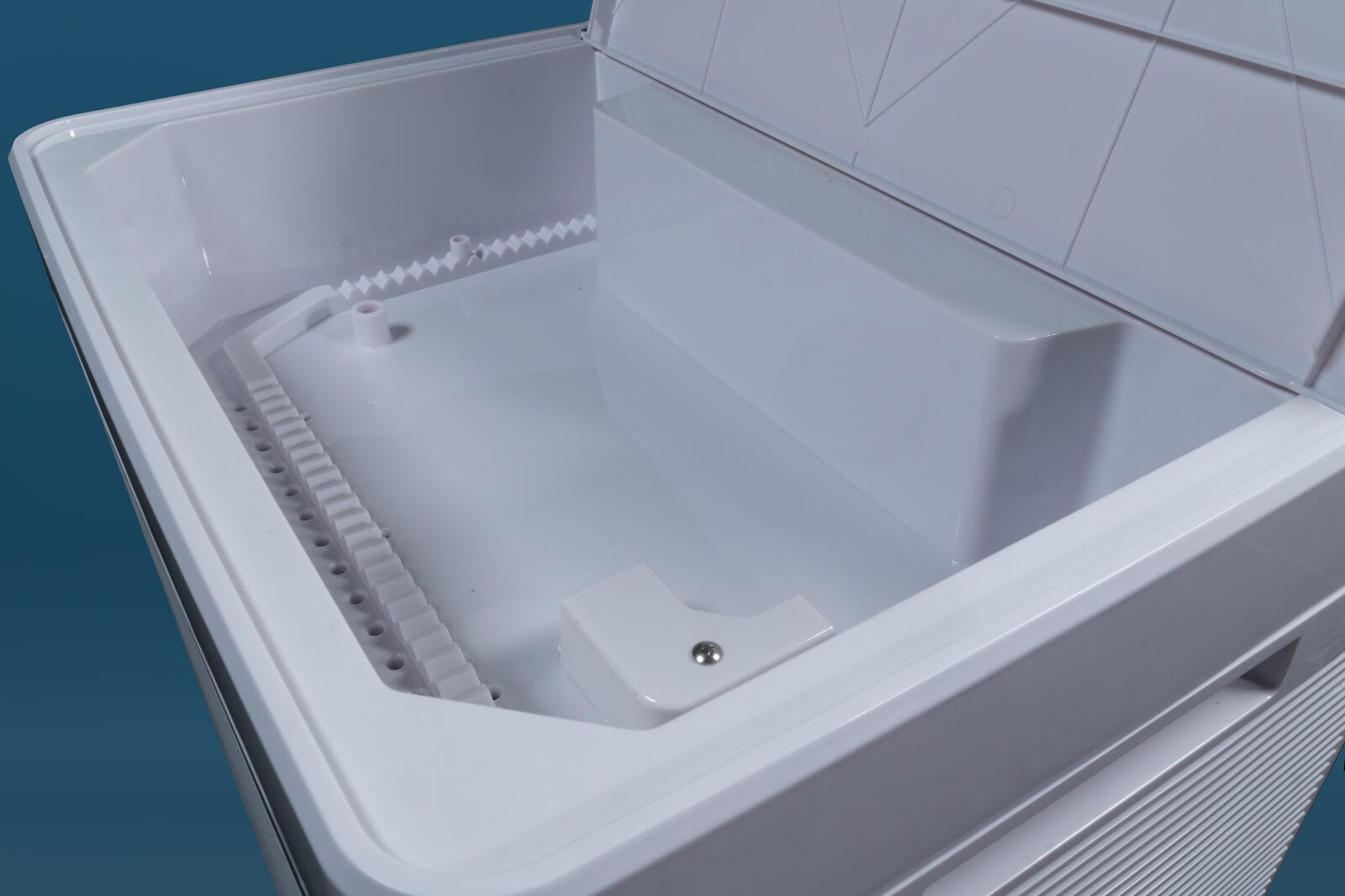 MASTERKOOL iKool 14 EX: Wassertank geöffnet